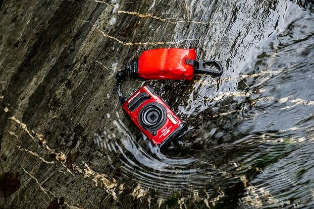 Freeze-proof underwater camera